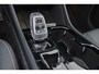 Volvo XC40 T5 Twin Engine Inscription - Panoramisch schuif-/ kanteldak - Cruise Control - Climate Control - Lederen bekleding - Verwarmbare voorstoelen - FULL LED koplampen - Draadloos telefoonlader - Parkeersensoren v/a - Parkeercamera - Alarm - Getint glas - BLIS - Trekhaak semi elektrisch inklapbaar