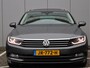 Volkswagen Passat Variant 1.4TSi ACT | Pano | Trekhaak | Parkeercamera | 18"