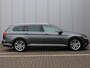 Volkswagen Passat Variant 1.4TSi ACT | Pano | Trekhaak | Parkeercamera | 18"
