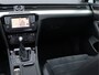 Volkswagen Passat Variant 1.4TSi ACT | Pano | Trekhaak | Parkeercamera | 18"