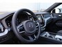 Volvo XC60 2.0 T6 Plug-in hybrid AWD Plus Black Edition | Elek. Trekhaak | 360 | Panoramadak | H&K | 360 camera