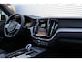 Volvo XC60 2.0 T6 Plug-in hybrid AWD Plus Black Edition | Elek. Trekhaak | 360 | Panoramadak | H&K | 360 camera