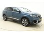 Peugeot 5008 1.2 PureTech Blue Lease Premium | Navigatie | Trekhaak | Panoramisch schuif/kanteldak | 7 Zitplaatsen | Climate control | Cruise control | Keyless