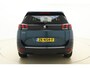 Peugeot 5008 1.2 PureTech Blue Lease Premium | Navigatie | Trekhaak | Panoramisch schuif/kanteldak | 7 Zitplaatsen | Climate control | Cruise control | Keyless