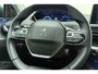 Peugeot 5008 1.2 PureTech Blue Lease Premium | Navigatie | Trekhaak | Panoramisch schuif/kanteldak | 7 Zitplaatsen | Climate control | Cruise control | Keyless