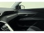 Peugeot 5008 1.2 PureTech Blue Lease Premium | Navigatie | Trekhaak | Panoramisch schuif/kanteldak | 7 Zitplaatsen | Climate control | Cruise control | Keyless