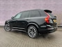 Volvo XC90 T8 Plug-in hybrid AWD Ultra Dark | Facelift | Google | Long Range | Harman Kardon Audio | Lederen Bekleding | Adaptieve Cruise Control | 360 Camera | Head-Up Display | Elek. Stoelen | Getint Glas | Luchtvering | Stoel-/Stuurverwarming | Memory | Keyless | Schuif-/Kanteldak | Elek. Achterklep | Draadloos Opladen Telefoon | Zitverlenging | 21"LM