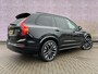 Volvo XC90 T8 Plug-in hybrid AWD Ultra Dark | Google | Long Range | Harman Kardon Audio | Lederen Bekleding | Adaptieve Cruise Control | 360 Camera | Head-Up Display | Elek. Stoelen | Getint Glas | Luchtvering | Stoel-/Stuurverwarming | Memory | Keyless | Schuif-/Kanteldak | Elek. Achterklep | Draadloos Opladen Telefoon | Zitverlenging | 21"LM