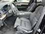Volvo XC90 T8 Plug-in hybrid AWD Ultra Dark | Facelift | Google | Long Range | Harman Kardon Audio | Lederen Bekleding | Adaptieve Cruise Control | 360 Camera | Head-Up Display | Elek. Stoelen | Getint Glas | Luchtvering | Stoel-/Stuurverwarming | Memory | Keyless | Schuif-/Kanteldak | Elek. Achterklep | Draadloos Opladen Telefoon | Zitverlenging | 21"LM