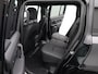 Land Rover Defender 2.0 P300e 110 X-Dynamic SE
