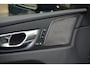 Volvo XC60 Plus Black Edition Plug-In Hybrid AWD | Panoramadak | 360 Camera | Harman/Kardon | Memory | Pilot Assist