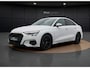 Audi A3 Limousine 30 TFSI Advanced edition | Stoelverwarming | Camera | Zwart Optiek | ACC |