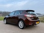 Mazda 3 2.0 DiSi GT-M | BOSE | Key-Less | Stoelverwarming | Navi | Trekhaak | Clima | 17" Velgen | PDC | 6 Versnellingen | Cruise