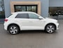 Volkswagen T-Roc 1.5 TSI 150pk DSG R-Line | Camera | Keyless | Elek. Achterklep | Dode hoek | Rijklaar incl. 1 jaar Bovag garantie