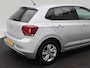 Volkswagen Polo 1.0 TSi Automaat Comfortline | Adaptive Cruise | CarPlay | Sensoren Voor & Achter | Privacy Glass | 15 Inch | 85.740 Km!