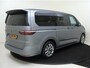 Volkswagen Multivan Bulli Edition L2 1.5 eHybrid 180 kW (245pk) DSG | 4-Motion | Wegklapbare trekhaak | Panoramadak | Verwarmbare voorstoelen | Vis-a-vis | Top pakket | Easy Open Paket |