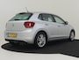 Volkswagen Polo 1.0 TSI Comfortline Business 96pk | Cruise control Adaptief | Navigatie  | Parkeer assistent | DAB | 15"LMV