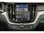 Volvo XC60 T6 Plug-in hybrid AWD Ultimate Bright Panoramisch schuif-/ kanteldak | Harman Kardon | Elektrisch verstelbare voorstoelen | Head-up display | Stoel-/stuurwielverwarming | 360 graden camera | 21 inch. lichtmetalen velgen | Extra getint glas | Pilot assist