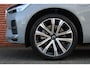 Volvo XC60 T6 Plug-in hybrid AWD Ultimate Bright Panoramisch schuif-/ kanteldak | Harman Kardon | Elektrisch verstelbare voorstoelen | Head-up display | Stoel-/stuurwielverwarming | 360 graden camera | 21 inch. lichtmetalen velgen | Extra getint glas | Pilot assist