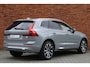 Volvo XC60 T6 Plug-in hybrid AWD Ultimate Bright Panoramisch schuif-/ kanteldak | Harman Kardon | Elektrisch verstelbare voorstoelen | Head-up display | Stoel-/stuurwielverwarming | 360 graden camera | 21 inch. lichtmetalen velgen | Extra getint glas | Pilot assist