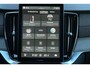 Volvo XC90 T8 Plug-in hybrid AWD Ultra Bright Executive Editi | Luchtvering | Premium audio by Bowers & Wilkins | Gelamineerde zijruiten | Extra getint glas | Geventileerde voorstoelen | Panoramisch schuif-/kanteldak | Verwarmbare voorstoelen + stuurwiel | Verwarmbare achterbank | Massagefunctie voorstoelen | Rondom zichtcamera | 22 inch Lichtmetalen velgen | Alarmklasse 3