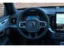Volvo XC90 T8 Plug-in hybrid AWD Ultra Bright Executive Editi | Luchtvering | Premium audio by Bowers & Wilkins | Gelamineerde zijruiten | Extra getint glas | Geventileerde voorstoelen | Panoramisch schuif-/kanteldak | Verwarmbare voorstoelen + stuurwiel | Verwarmbare achterbank | Massagefunctie voorstoelen | Rondom zichtcamera | 22 inch Lichtmetalen velgen | Alarmklasse 3