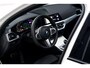 BMW 3-Serie Touring 330i Introduction High Executive Edition