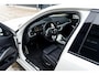 BMW 3-Serie Touring 330i Introduction High Executive Edition