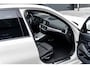 BMW 3-Serie Touring 330i Introduction High Executive Edition