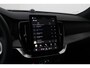 Volvo XC90 T8 Plug-in hybrid Ultra Black Edition | Luchtvering | Bowers&Wilkins | Massage+Ventilatie | Gelamineerd Glas | Trekhaak | 22 Inch
