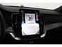 Volvo XC90 T8 Plug-in hybrid Ultra Black Edition | Luchtvering | Bowers&Wilkins | Massage+Ventilatie | Gelamineerd Glas | Trekhaak | 22 Inch