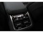 Volvo XC90 T8 Plug-in hybrid Ultra Black Edition | Luchtvering | Bowers&Wilkins | Massage+Ventilatie | Gelamineerd Glas | Trekhaak | 22 Inch
