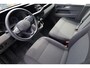 Volkswagen Transporter 2.0 TDI L1H1 26 Comfortline 90PK / 66kW, Executive Plus pakket (Apple Carplay & Android Auto, navigatie discover pro, DAB+), bijrijdersbank, airco, achteruitrijcamera (rear view), achterdeuren zonder ruit, tussenwand, betonplex vloer, zijwand betimmering, trekhaak, elektrisch verstel- en verwarmbare buitenspiegels, regensensor etc.