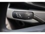 Volkswagen Transporter 2.0 TDI L1H1 26 Comfortline 90PK / 66kW, Executive Plus pakket (Apple Carplay & Android Auto, navigatie discover pro, DAB+), bijrijdersbank, airco, achteruitrijcamera (rear view), achterdeuren zonder ruit, tussenwand, betonplex vloer, zijwand betimmering, trekhaak, elektrisch verstel- en verwarmbare buitenspiegels, regensensor etc.