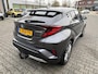 Toyota C-HR / C-HR+ 2.0 HYBRID EXECUTIVE APPLE/ANDROID LEDER STOELVERW BLIND-SPOT PARK-SENSOREN JBL-AUDIO NL-AUTO