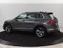 Volkswagen Tiguan 1.4 TSI R Line | Stoelverwarming | Trekhaak | LED Adaptief | Camera | Virtual Cockpit | Carplay | Adaptive cruise | Navigatie | Climate control | Parkeerhulp
