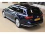 Volkswagen Passat Variant 1.4 TSI 160pk Highline Business R | NL-auto | Leder | Panoramadak | R-Line 100% (Dealer) onderhouden label