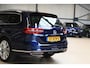 Volkswagen Passat Variant 1.4 TSI 160pk Highline Business R | NL-auto | Leder | Panoramadak | R-Line 100% (Dealer) onderhouden label