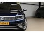 Volkswagen Passat Variant 1.4 TSI 160pk Highline Business R | NL-auto | Leder | Panoramadak | R-Line 100% (Dealer) onderhouden label