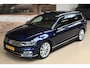 Volkswagen Passat Variant 1.4 TSI 160pk Highline Business R | NL-auto | Leder | Panoramadak | R-Line 100% (Dealer) onderhouden label