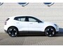 Volvo EX30 Single Motor Extended Range Plus Europa 69 kWh | DEMO | Driver Support | Warmtepomp | Dual Zone Electronic Climate Control | Verwarmbare voorstoelen | Verwarmbaar stuurwiel | Volvo Guard Alarm | Elektrisch verstelbare voorstoelen | Pilot Assist | Digital Key Plus | Adaptieve Cruise Control | Premium Audio by Harman Kardon | Google Maps | Google Assistant | Keyless entry | Blis |  19” 5-spaaks Aero lichtmetalen velgen | Camera achter | Elektrisch bedienbare achterklep | Draadloos telefoon opladen | Verlichtingspack 2