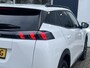 Peugeot 2008 1.2 Allure 100pk | Apple CarPlay | Android Auto | Parkeersensoren | Cruise Control | Climate Control | Navigatie | LED |