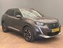 Peugeot 2008 1.2 PureTech Allure Afneembare Trekhaak | Parkeersensoren Achter | Carplay | Climate Control | LED | 17" Lichtmetaal | Cruise | Airco (automatisch) | Cruise control | Extra getint glas