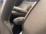 Peugeot 2008 1.2 PureTech Allure Afneembare Trekhaak | Parkeersensoren Achter | Carplay | Climate Control | LED | 17" Lichtmetaal | Cruise | Airco (automatisch) | Cruise control | Extra getint glas