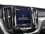 Volvo XC60 2.0 T6 AWD Core Bright | Panorama dak | Trekhaak | Stoel + Stuur