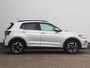 Volkswagen T-Cross 1.5 TSI R-Line | Afneembare trekhaak | Stoelverwarming | Achteruitrijcamera | Apple carplay / Android Auto |