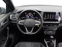 Volkswagen T-Cross 1.5 TSI R-Line | Afneembare trekhaak | Stoelverwarming | Achteruitrijcamera | Apple carplay / Android Auto |