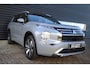 Mitsubishi Outlander 2.4 PHEV Instyle+ Rijklaarprijs nu € 60.740,- Nieuw! Uit voorraad leverbaar & tijdelijk € 4.000,- korting!