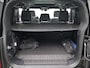 Land Rover Defender 2.0 P300e 110 X-Dynamic SE