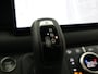 Land Rover Defender 2.0 P300e 110 X-Dynamic SE